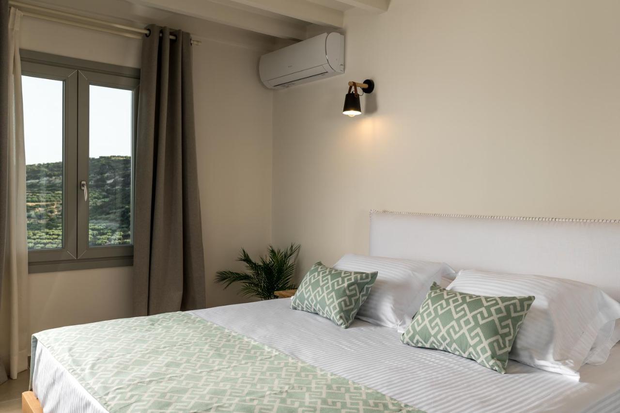 Amvikas Suites-Sitia エクステリア 写真
