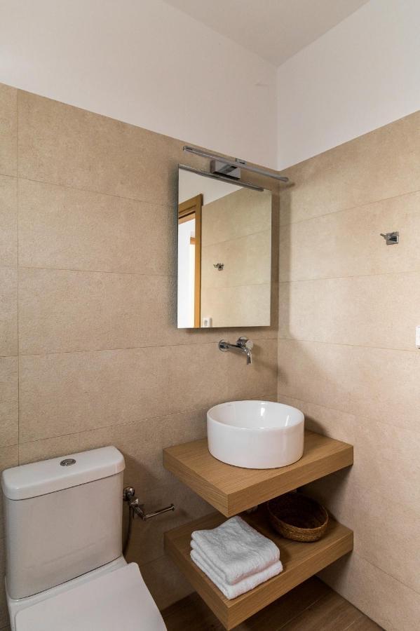 Amvikas Suites-Sitia エクステリア 写真